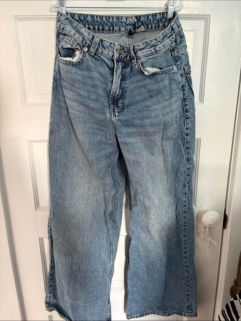 H&M Light Blue Wide-Leg Jeans